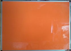 Доска маркерно-магнитная помаранчевая 90x120